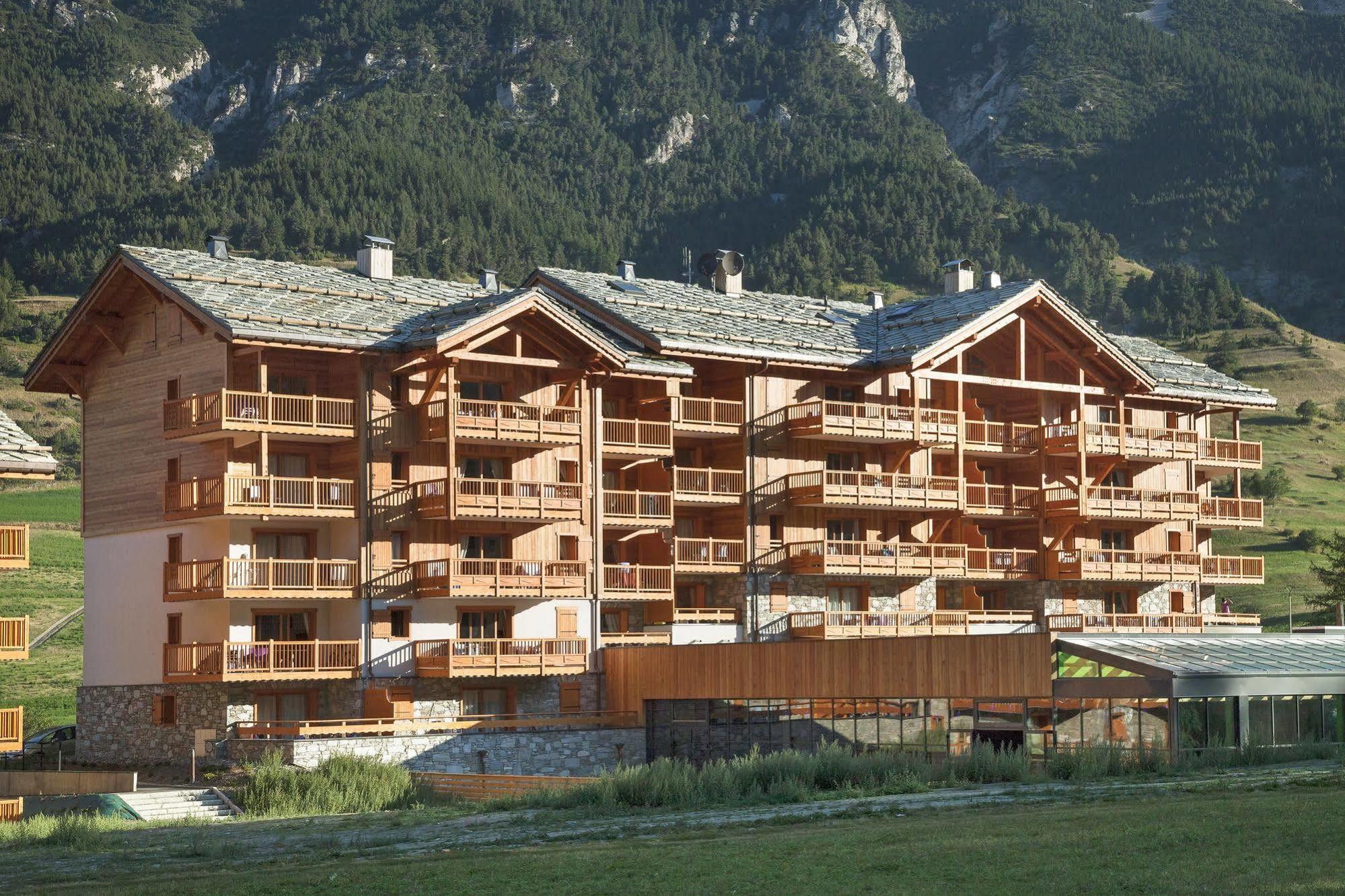 لانسليبورغ-مونت-سينيس Cgh Residences & Spas Les Chalets De Flambeau المظهر الخارجي الصورة